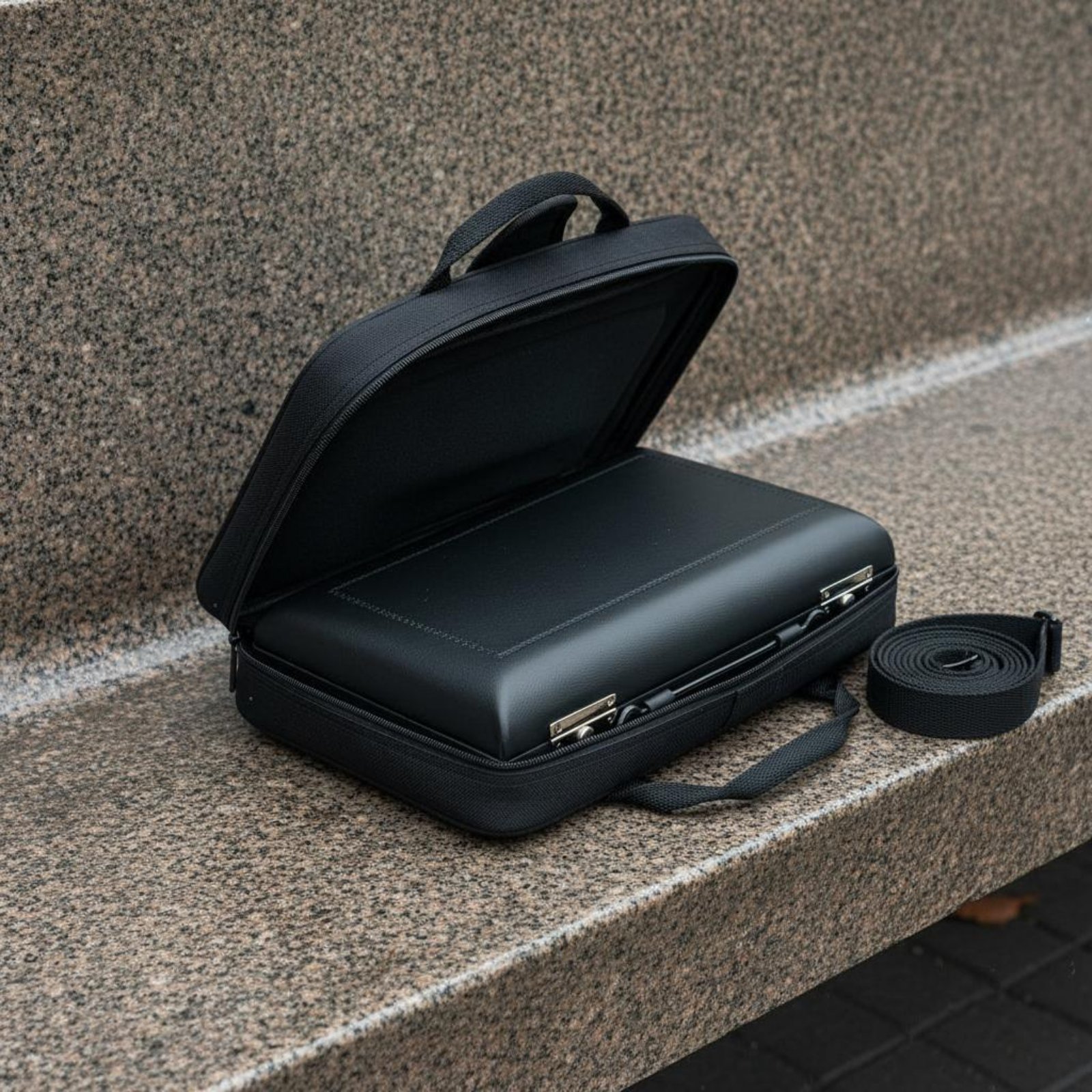 Oboe Carrying Case Luxurious L - Musical Instrument Oboe review and price